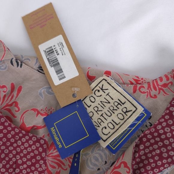 Janaki Miniature Household of conscious Living CottonTunic Medium - Picture 10 of 12